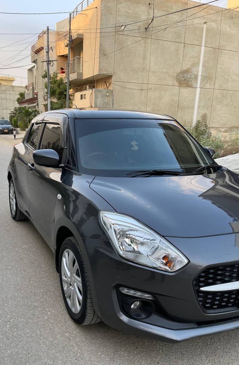 Suzuki Swift GL CVT 2022 1