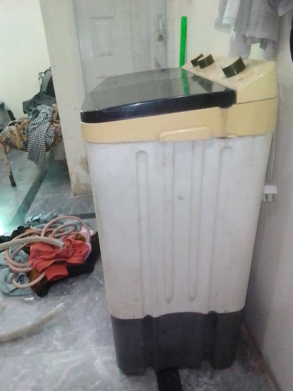 washing machine for sale ok hai contact karha 03162947015 3