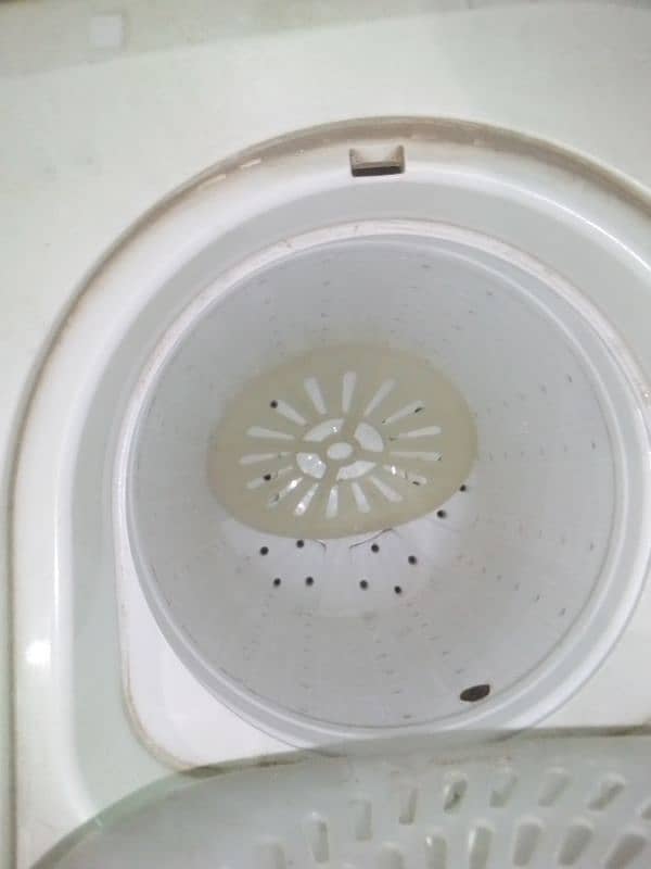 washing machine for sale ok hai contact karha 03162947015 4