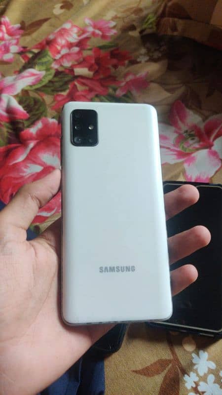 Samsung Glaxy A51 1