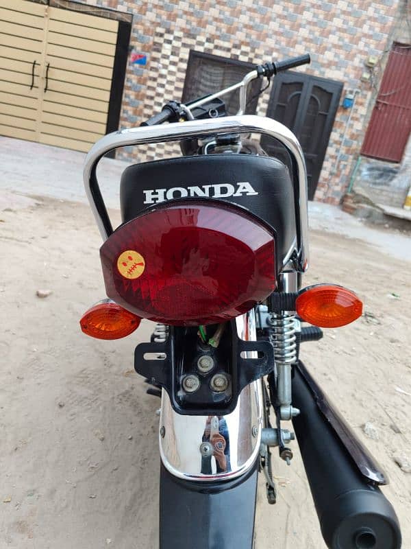 Honda CG 125 Black COBRA PUNJAB Number 1