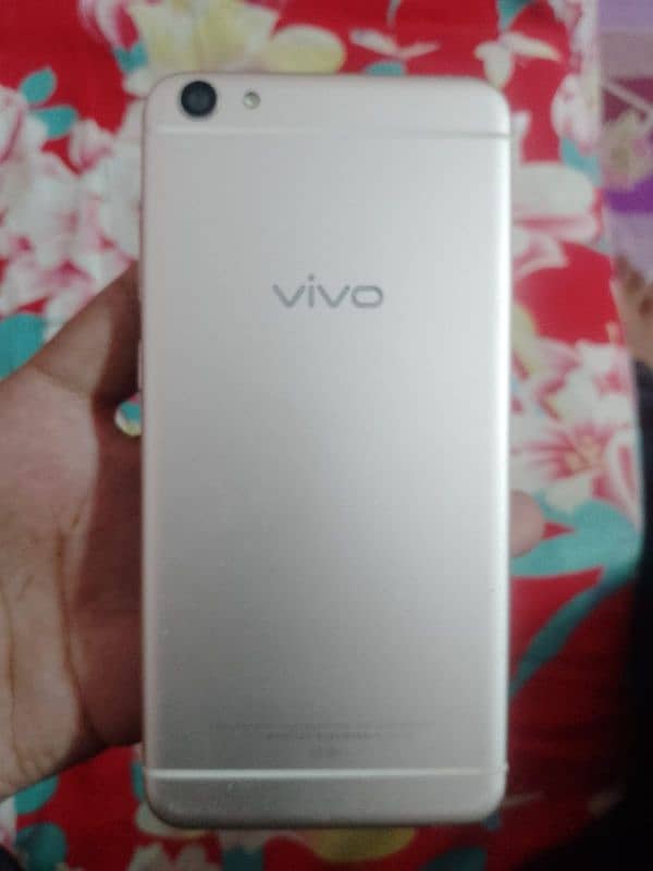 vivo x7 ram rom 4/128 PTA proof official Koi fault nahi hai all ok 1