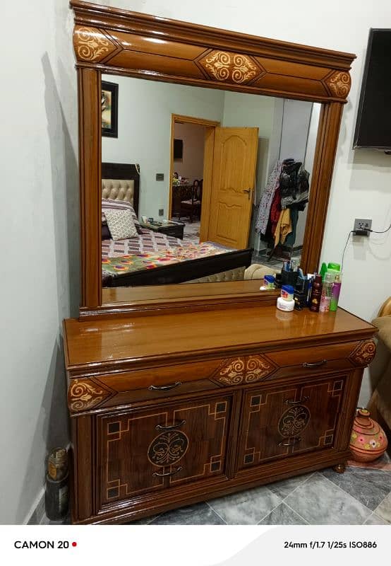 stylish Dressing table 0