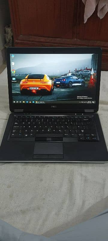 Core i5-4th || Silver Dell Latitude E7440 || 8gb Ram || 256gb SSD 2