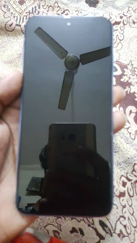 redmi note 10     10/9 condition screen ma aik line hy 2