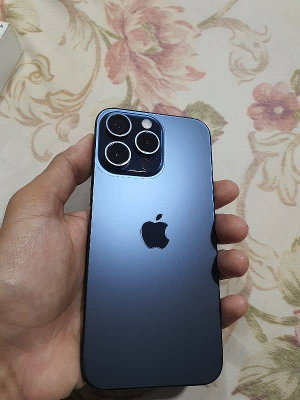 i phone 15 pro max 9