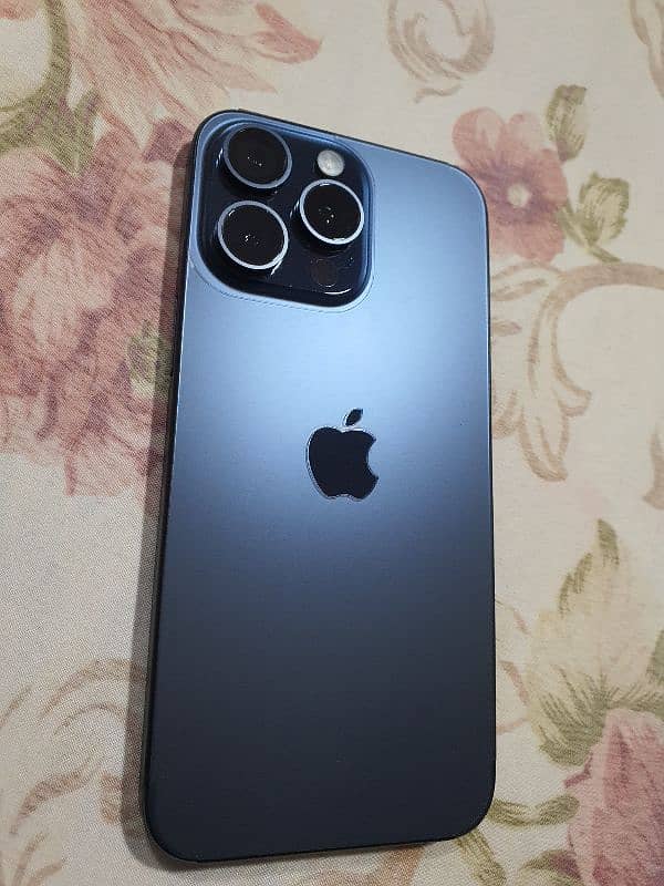 i phone 15 pro max 11