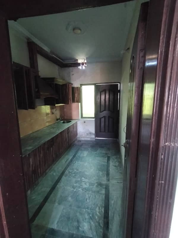 Urgent investor rate 5 Marla 2.5 story house for rent in ghauri town phase 3 isb 13