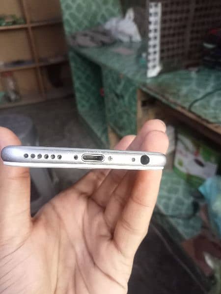 iphone 6 10/10 non pta 2