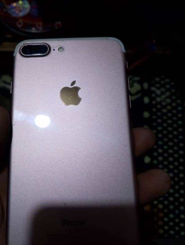 water pack Iphone 7plus 128gb PTA Approve Full Box 8