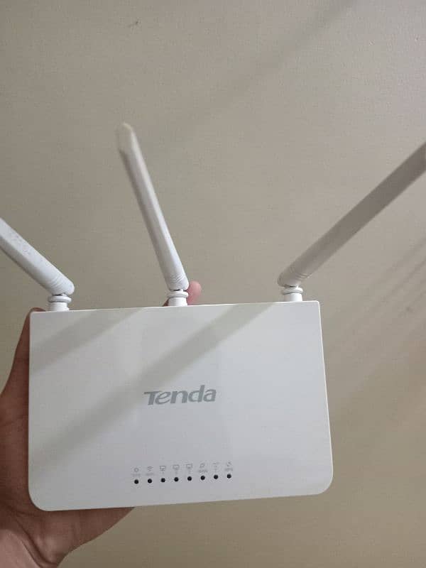 tenda wifi 1