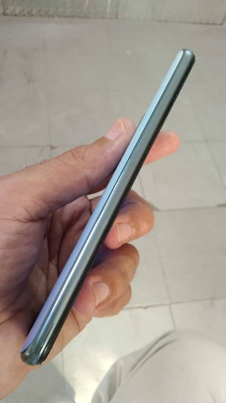 Huawei y9s 6/128 front camera fault only in Jaranwala 3