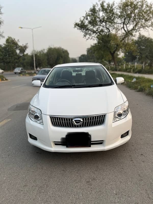 Toyota Corolla Axio 2007/ 2012 in out class condition for Sale in ISB 1