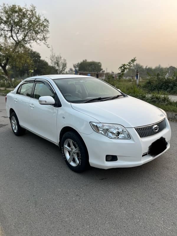 Toyota Corolla Axio 2007/ 2012 in out class condition for Sale in ISB 7