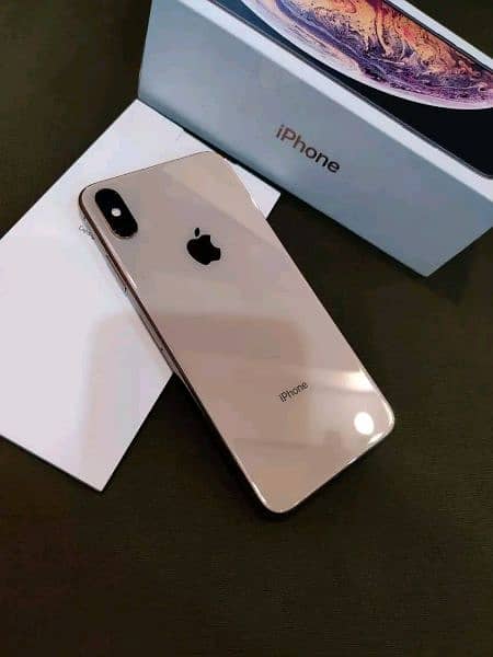 iphone xs max 256 PTA Approved 03409540439Watsapp 1