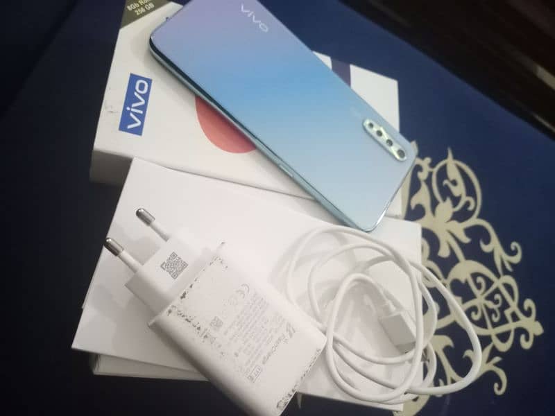 vivo s1 8gb 256 gb 03204728098 fnllllll 5