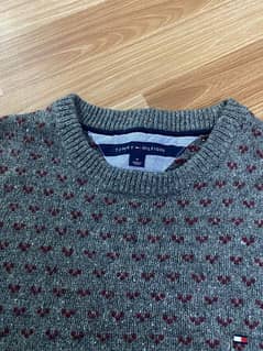 Tommy Hilfiger Sweater - Fits Large