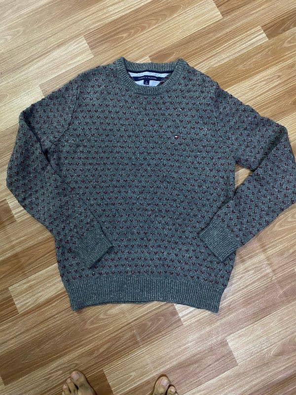 Tommy Hilfiger Sweater - Fits Large 1