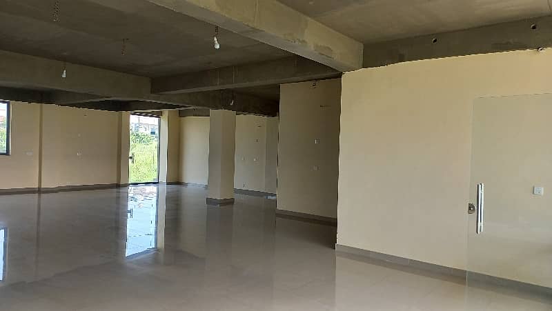 40x60 Full Building For Rent 14