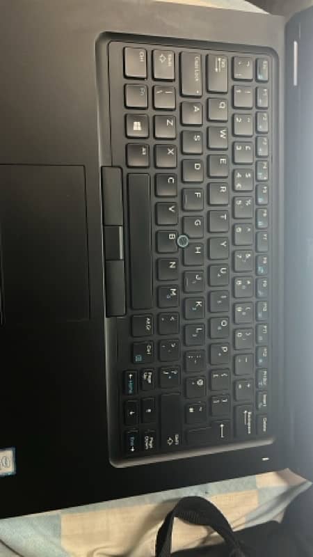 Dell Latitude5490 1