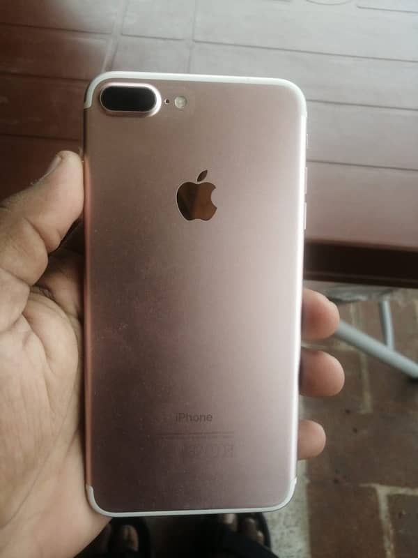 iPhone 7 Plus pta official 32 gb 0