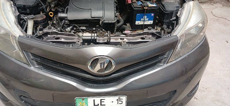 Toyota Vitz 2015 19