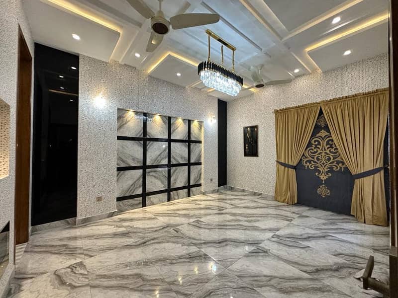 10 Marla Luxury Designer House For Sale In Bahria Town Lahore 5