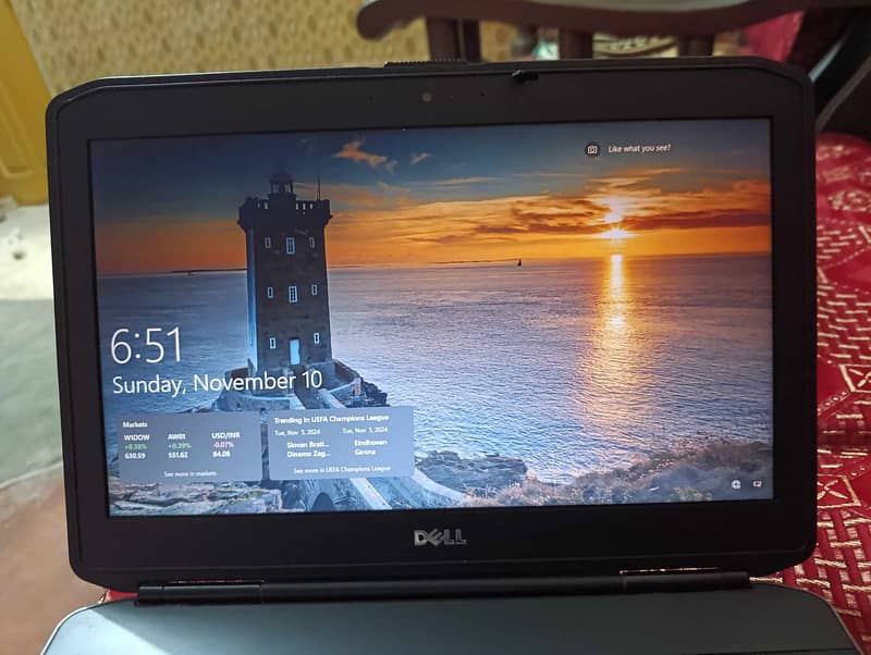 Dell laptop latitude e5430 8gb ram good condition mai hai 0