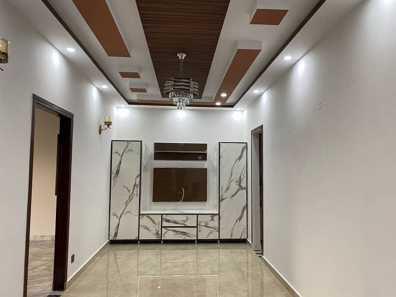 5 MARLA UPPER PORTION FOR RENT NEAR IN PARK VIEW CITY NEAR TO THOKER NIAZ BAIG 4