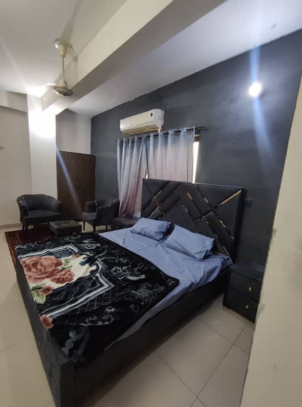 Per day flats studio full furniched apartment available for rent 4