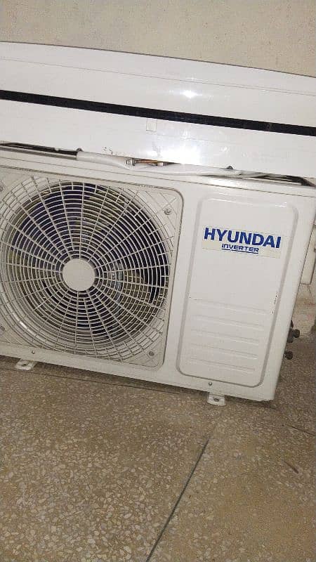 Hyundai 1 ton inverter Heat and Cool with 15 days guarantee 1