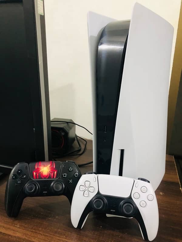 PS5 with two original controllers 5