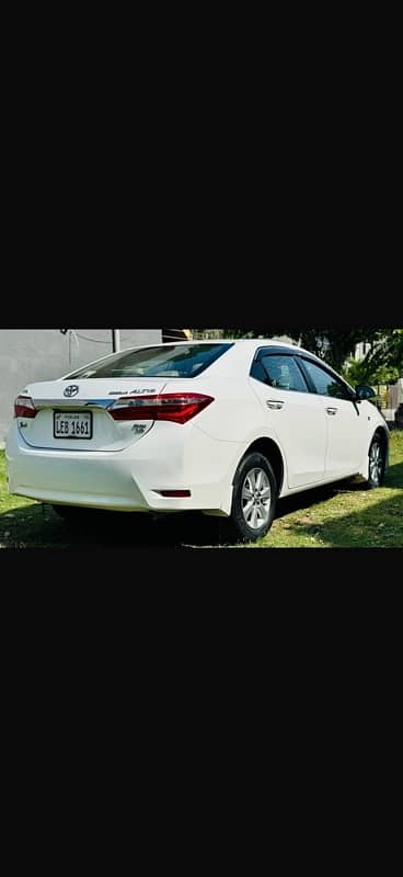 Toyota Altis Grande 2017 3