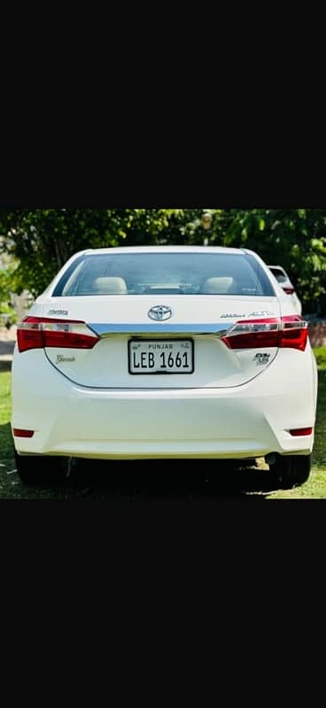 Toyota Altis Grande 2017 4