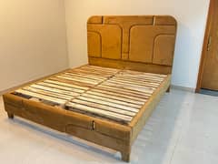 I’m selling my Bed only 1 month used