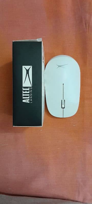 BRANDED WIRELESS MOUSE 1