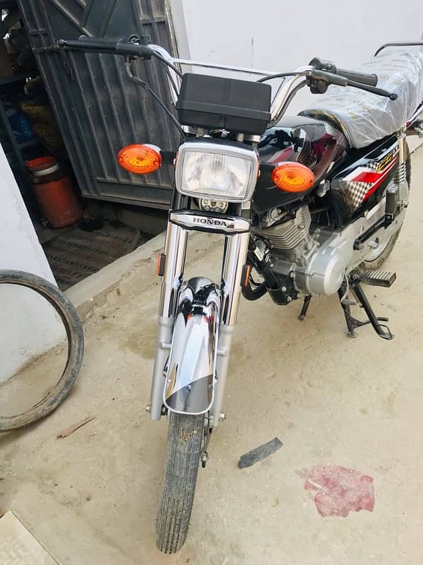 Honda cG125 2