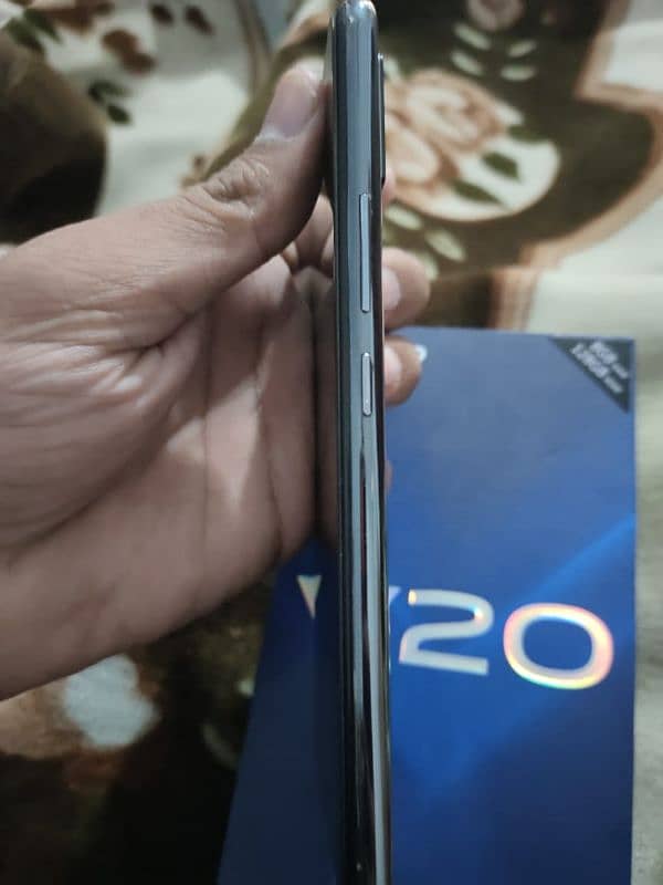 vivo V20 mobile 5