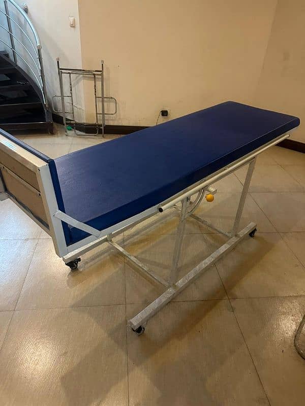 Tilt Bed for Physiotherapy Patients 1