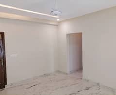 10 Marla Flat available for rent in Askari 11 - Sector D, Lahore 0