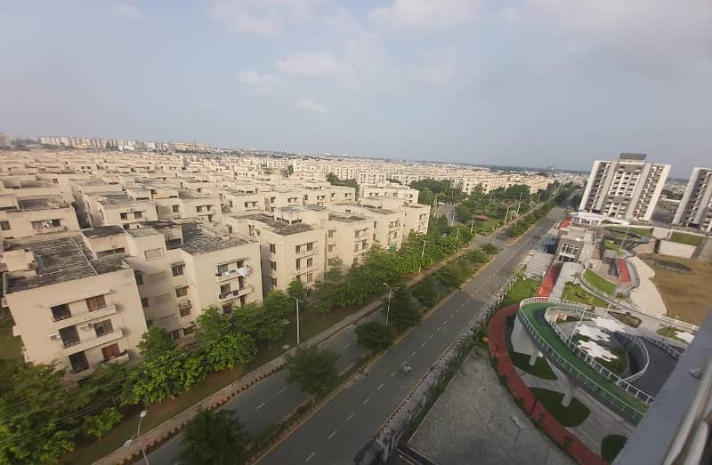 10 Marla Flat Situated In Askari 11 - Sector D For rent 11