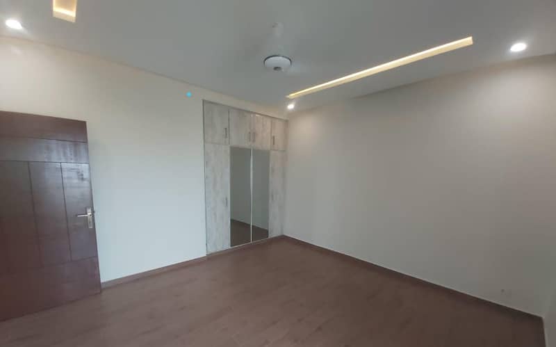 Ideal Flat For rent In Askari 11 - Sector D 11