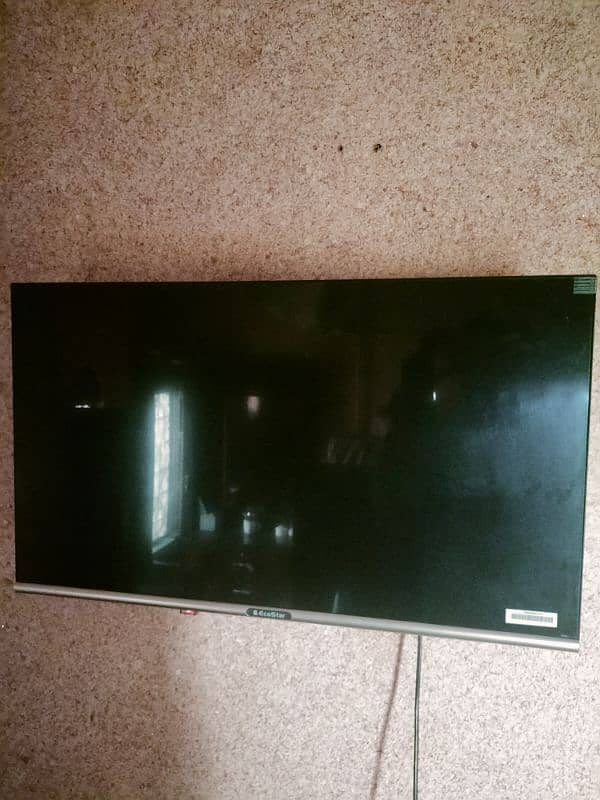 EcoStar 32" Smart LED TV for sale 6