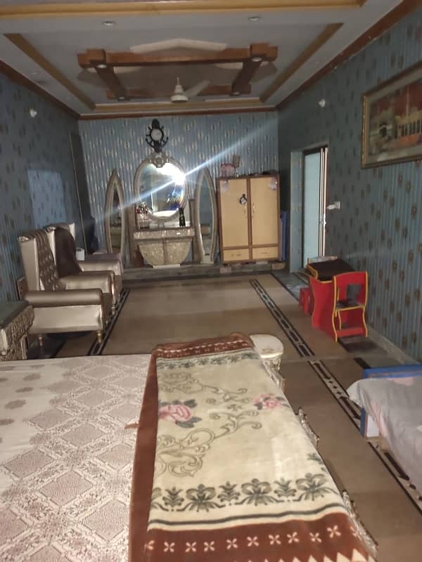 13 Marla Double Unit House For Sale in Khayaban Colony 2 Madina Town Faisalabad 3