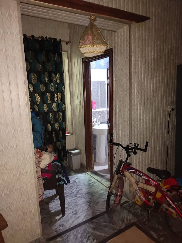 13 Marla Double Unit House For Sale in Khayaban Colony 2 Madina Town Faisalabad 6