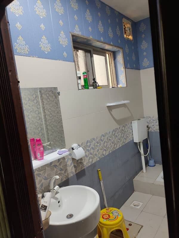 13 Marla Double Unit House For Sale in Khayaban Colony 2 Madina Town Faisalabad 9