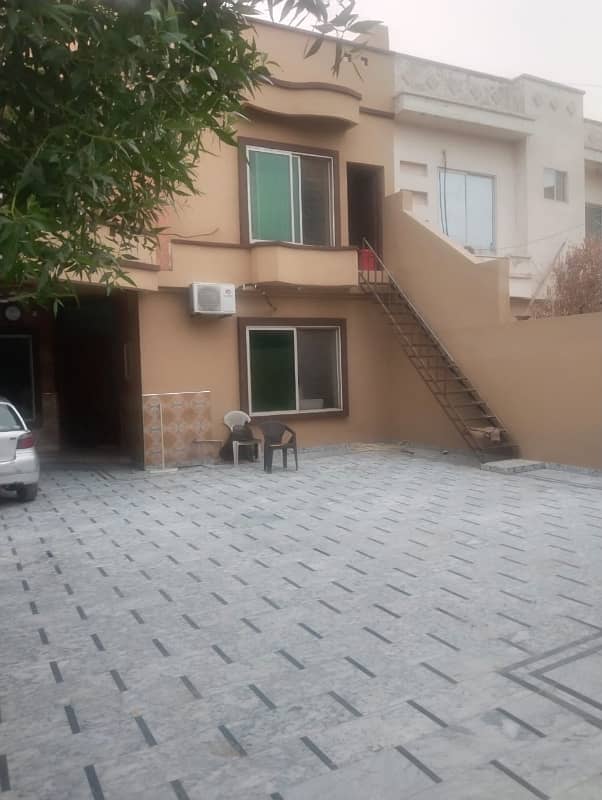 13 Marla Double Unit House For Sale in Khayaban Colony 2 Madina Town Faisalabad 10