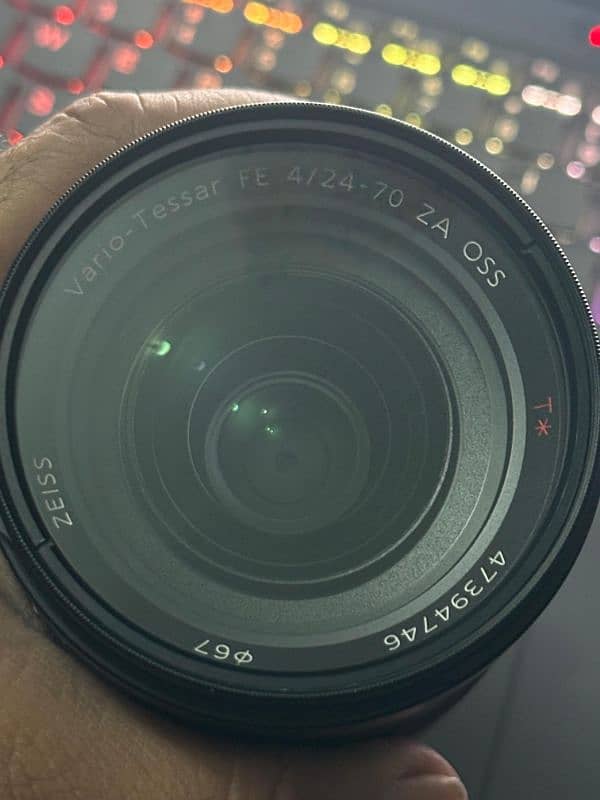 Sony FE 24 - 70 F4 OSS 4