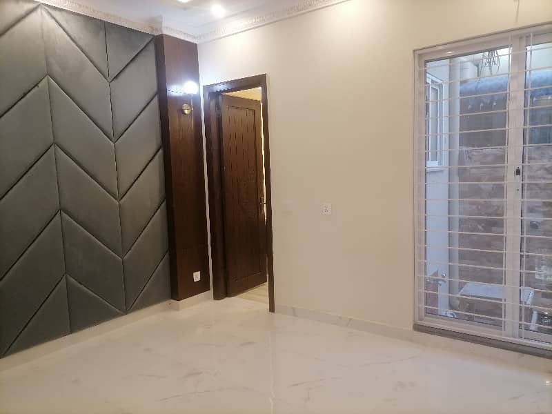 Affordable Prime Location Flat For rent In Grand Avenues Housing Scheme 1