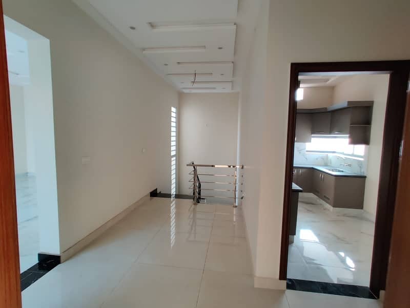 Prime Location Affordable Flat For rent In Grand Avenues Housing Scheme 0